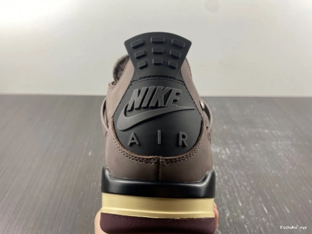 MA JORDAN 4 ORE AIR VIOLET RETRO DV6773-220 A MANIERE 0617